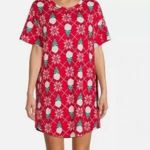 Gnome short sleeve sleep shirt with pockets